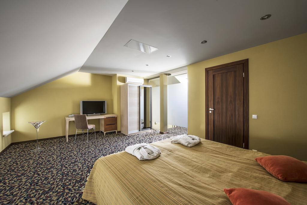 Oro Nida Hotel Exterior photo